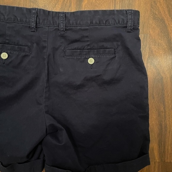 𝅺KHAKIS by Gap - girlfriend 6 inch short in black size 4 - Picture 8 of 9